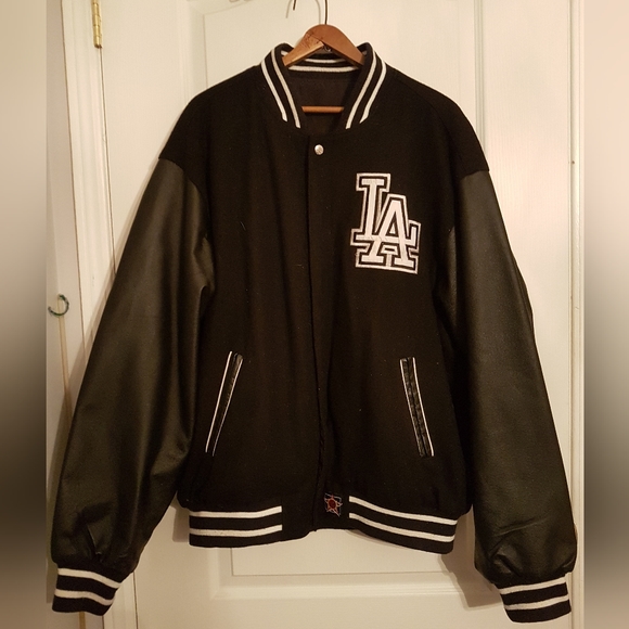 JH Design Group Reversible black LA Dodgers varsity jacket. - Picture 1 of 9